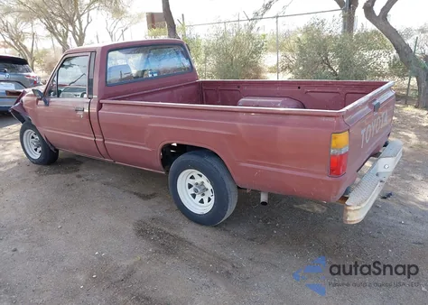 1985 Toyota Pickup 1/2 Ton Rn55 из США, поврежденный, VIN JT4RN55R2F0145546